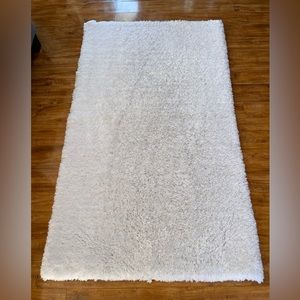 White SHAG Area Rug